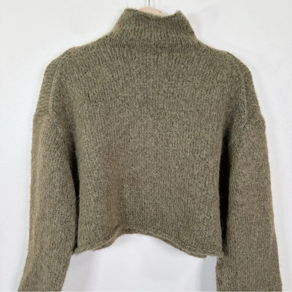 Zara Womens Size Medium Dark Olive Cropped Tunnel Knit Sweater - Picture 12 of 14